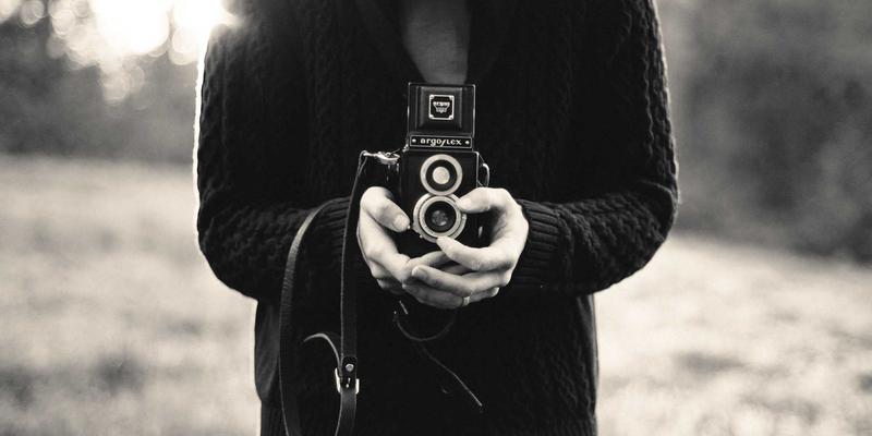 无障碍标识系统设计深度解析：如何打造全龄友好、安全高效的导视环境 | 达卡标识